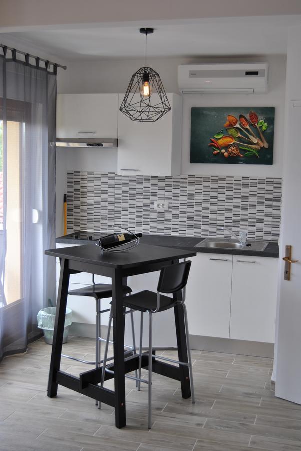 Apartments & Studio Matan โรวีน ภายนอก รูปภาพ